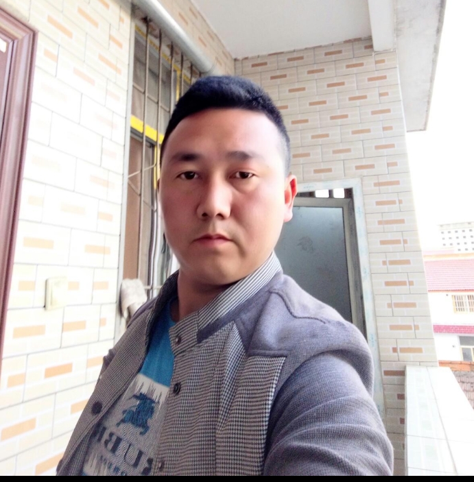 帅帅的大叔的第一张照片--苏州王婆说媒